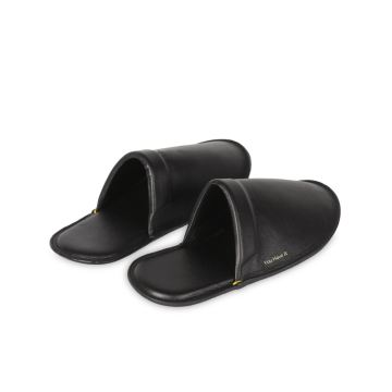 INDOOR SLIPPERS