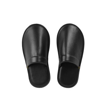 INDOOR SLIPPERS