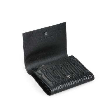 COMPACT WALLET