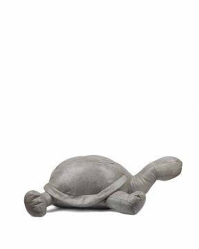 DECORATIVE FIGURINES